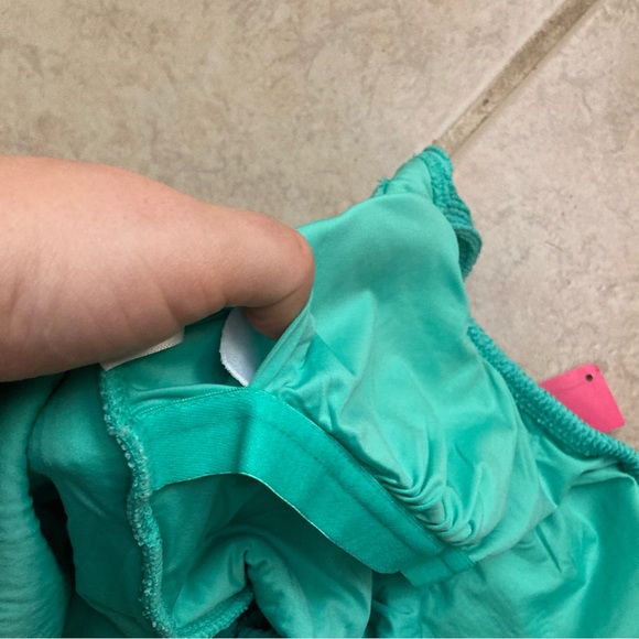 Xhilaration NWT green one piece swimsuit, high-cut, light padding L(8/10) - Picture 9 of 13